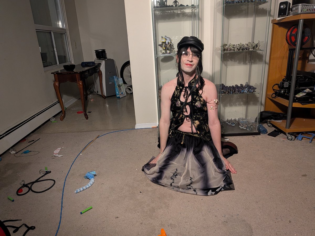 MissRiclosus's tweet photo. Look at me spoiling people with two outfits in one weekend #feminization #sissification #crossdressing #sissy #cd #crossdress #crossdresser #outfit #dressup https://t.co/ndsgibw8RV