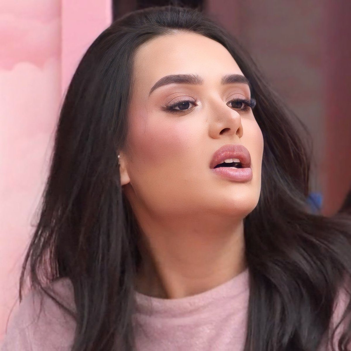 iconssedits's tweet photo. icons jordana ⚡️ 
fav/rt se pegar e se usar dê os créditos #BBB26 https://t.co/vSLj6PDodp