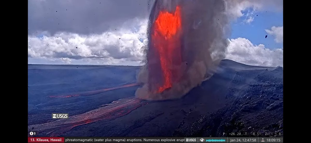 Oma_Opa_Love_U's tweet image. Huge lava plumes at Kilauea.
We're 8 miles away. That's not rain you hear in the video. Its tiny pebbles of lava called tephra falling on our metal roof. Also a picture of some of the tephra that fell into one of our planters. 🌋