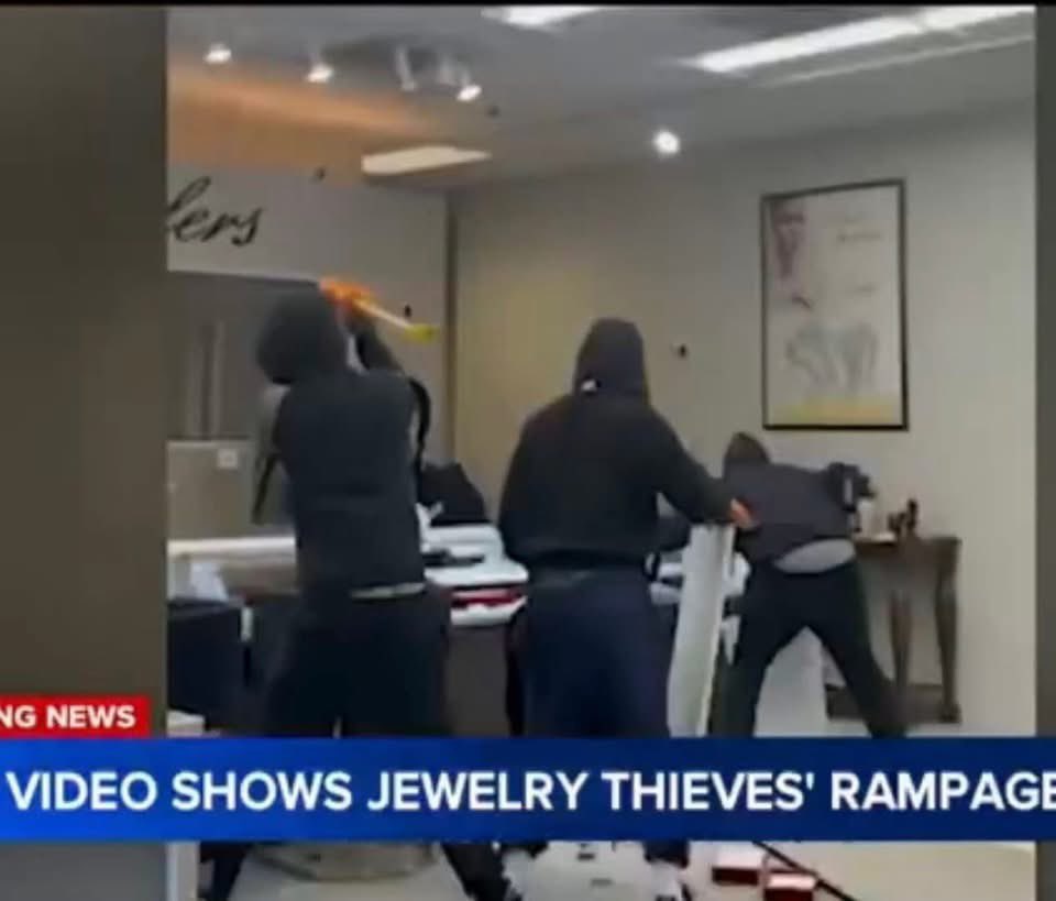 ntgcapital's tweet photo. BREAKING: “Teens” took the owner’s 🔫 and stole $750,000 during a smash-and-grab robbery at an Orange County jewelry store.

"I said, 'I have a 🔫, get out! They saw it on the counter and grabbed it," The owner said

Four suspects got in a major accident a few miles down where they were trying to flee. The ones in the accident￼ were arrested right away and SWAT later tracked down the other two suspects.

About six people were hurt, mostly with minor to moderate injuries.