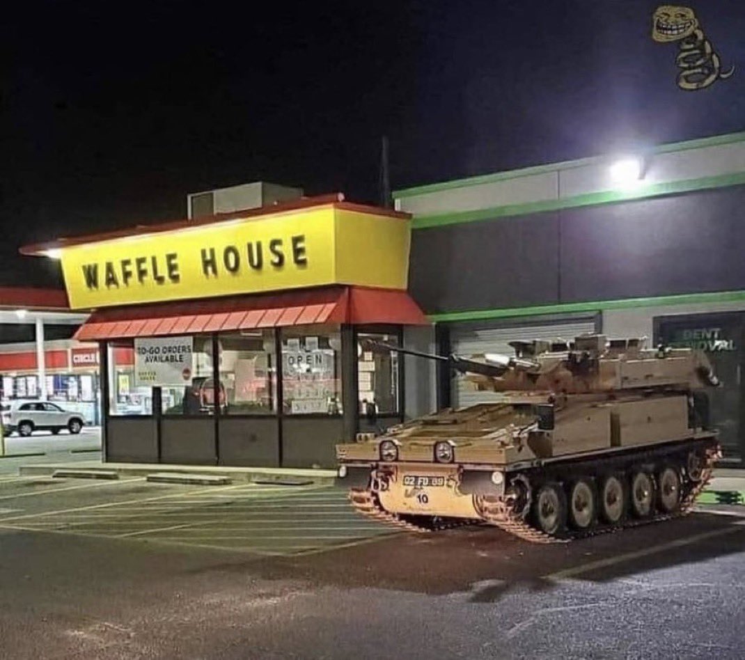 GamecockWill69's tweet photo. The South is prepared for this winter storm https://t.co/fKrCl0aHV9