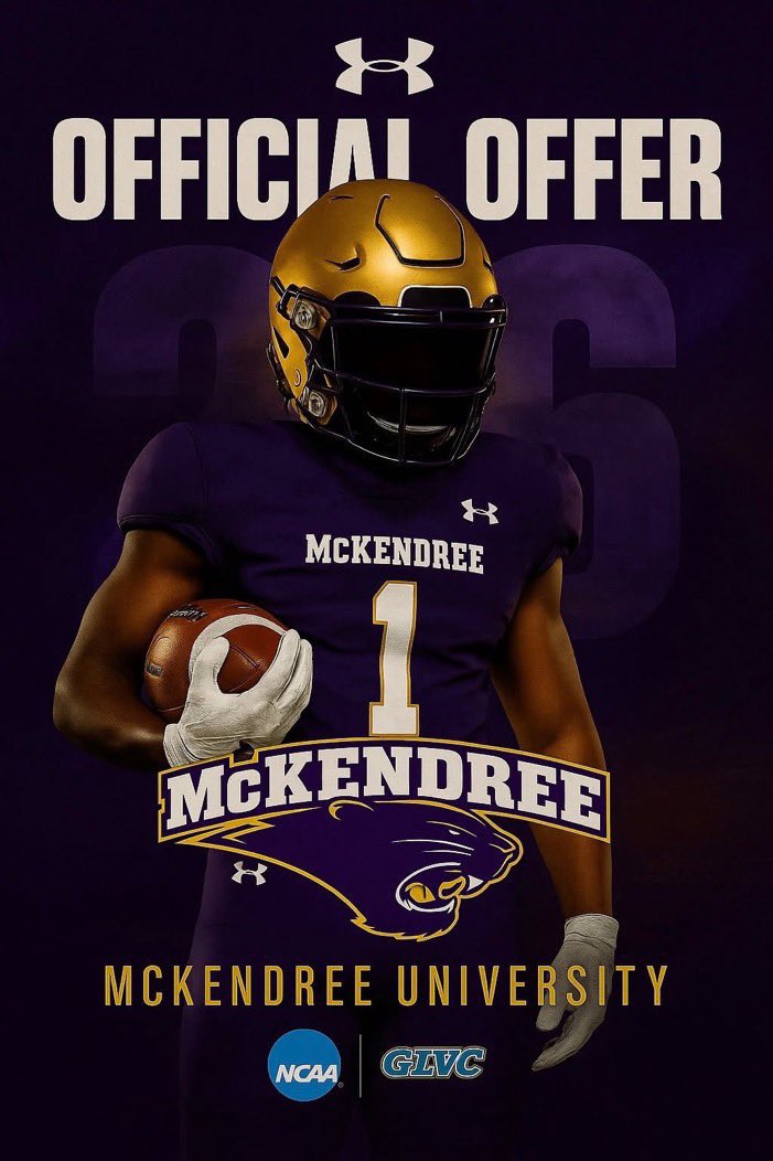 Malakai Lewis Long snapper tweet media