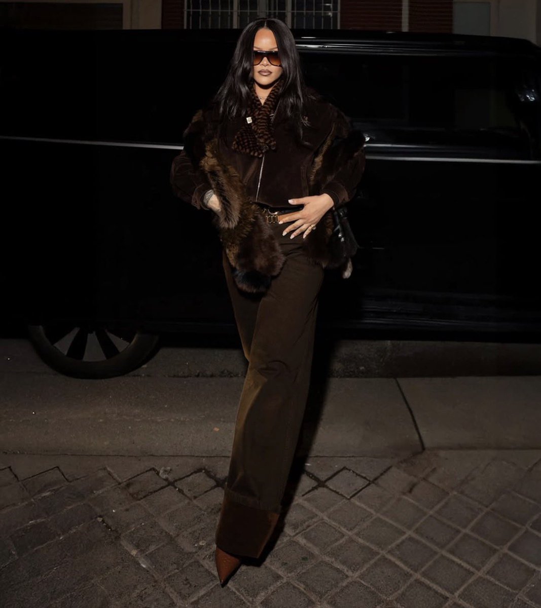 THESE LOOKS RIGHT HERE!!!!!