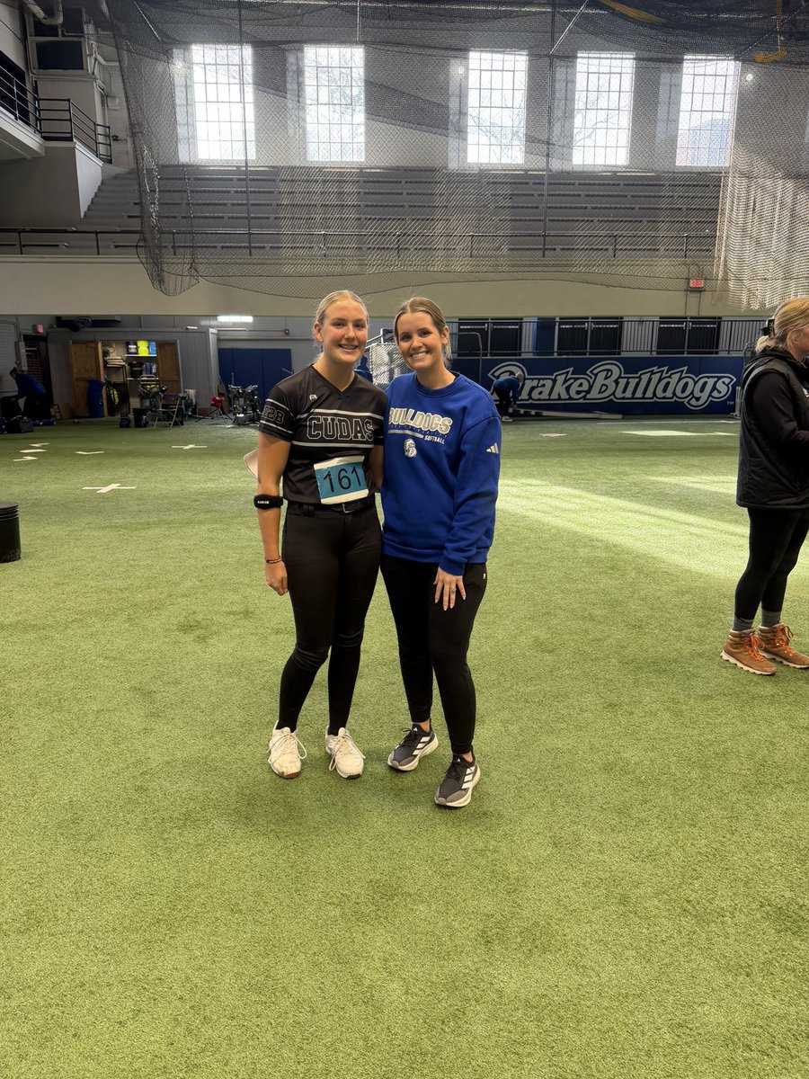 brayleeplotz_'s tweet photo. Had a great day at the @DrakeSoftball camp. Thank you Coach @LindsayDiehl00, Coach @jacobsen_molly, Coach Marshall and players for hosting an amazing camp. https://t.co/r3fZsIpeeY