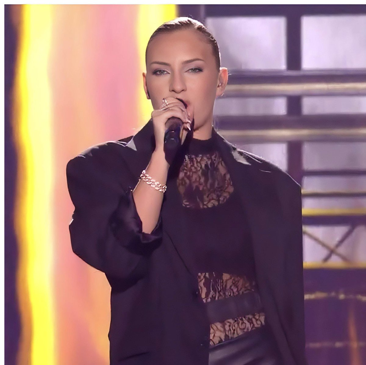 Tu le mérites et tu as du monde derrière toi ma go ❤️#staracademylelive