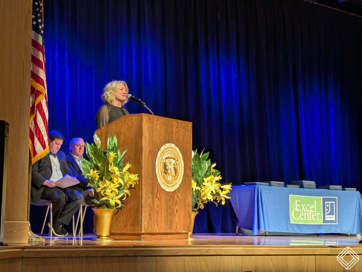 MoveWorth's tweet photo. ❄️ Despite the snowstorm keeping us cozy at home, we're celebrating a big achievement! Congratulations to all @excelcenterstl / @mersgoodwill graduates! 🎓 #CommunitySuccess #StLouisProud #GraduationCelebration #Learn2Tech https://t.co/3GQaCN9Rhr