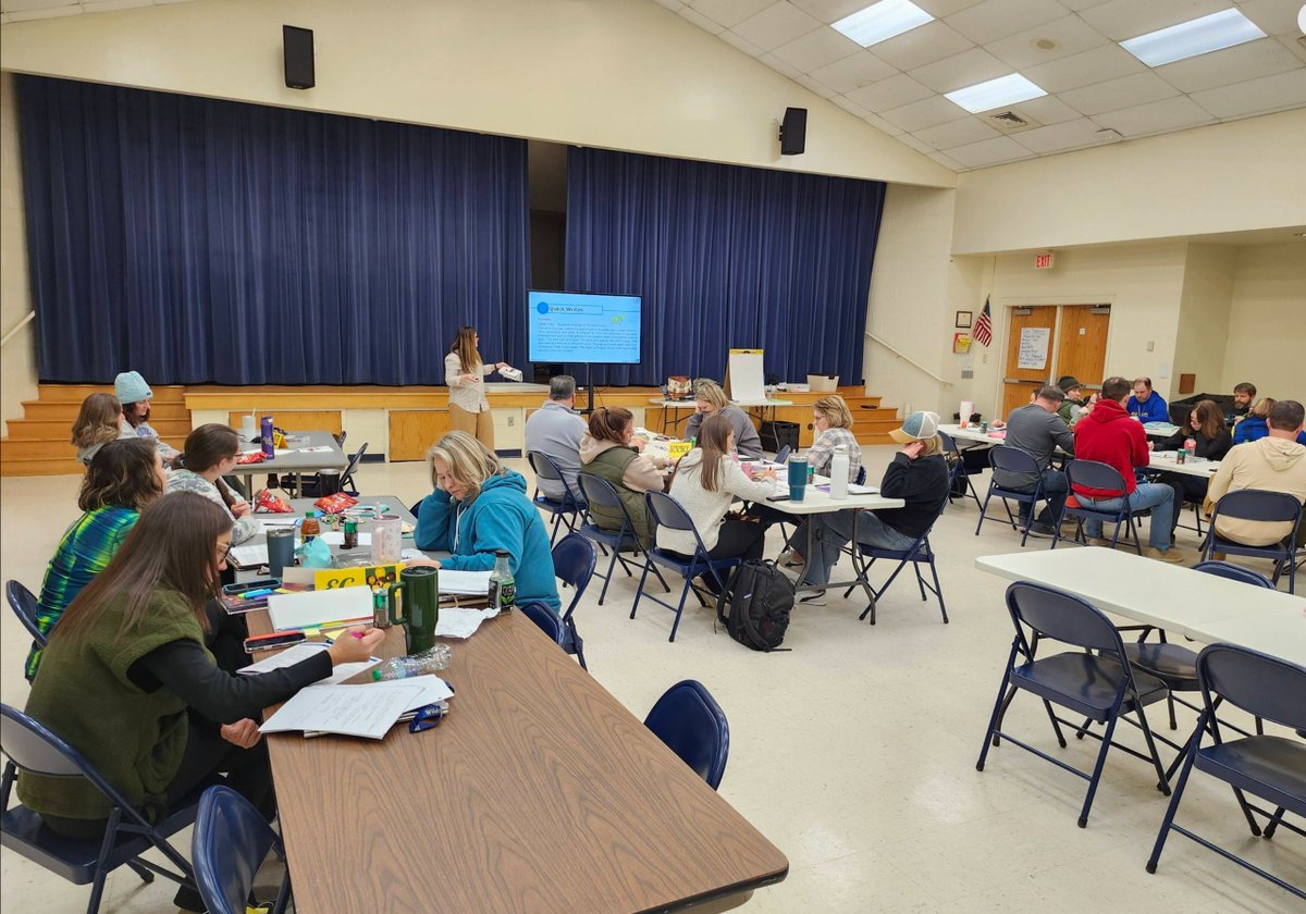 CatherineS_LFC's tweet photo. Shout-out to West Pine MS educators! 👏
Loved sharing Writing to Raise Achievement with such a reflective team committed to integrating writing across content areas.

#WritingAcrossTheCurriculum #TeacherGrowth #MooreCounty https://t.co/n48f6Gq4gX