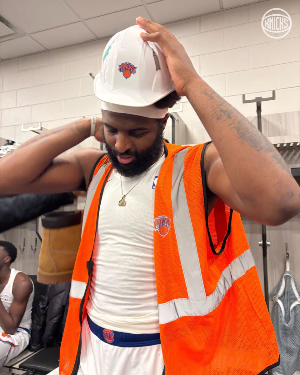 nyknicks's tweet image. DPOG 🦺 MITCH 🔨