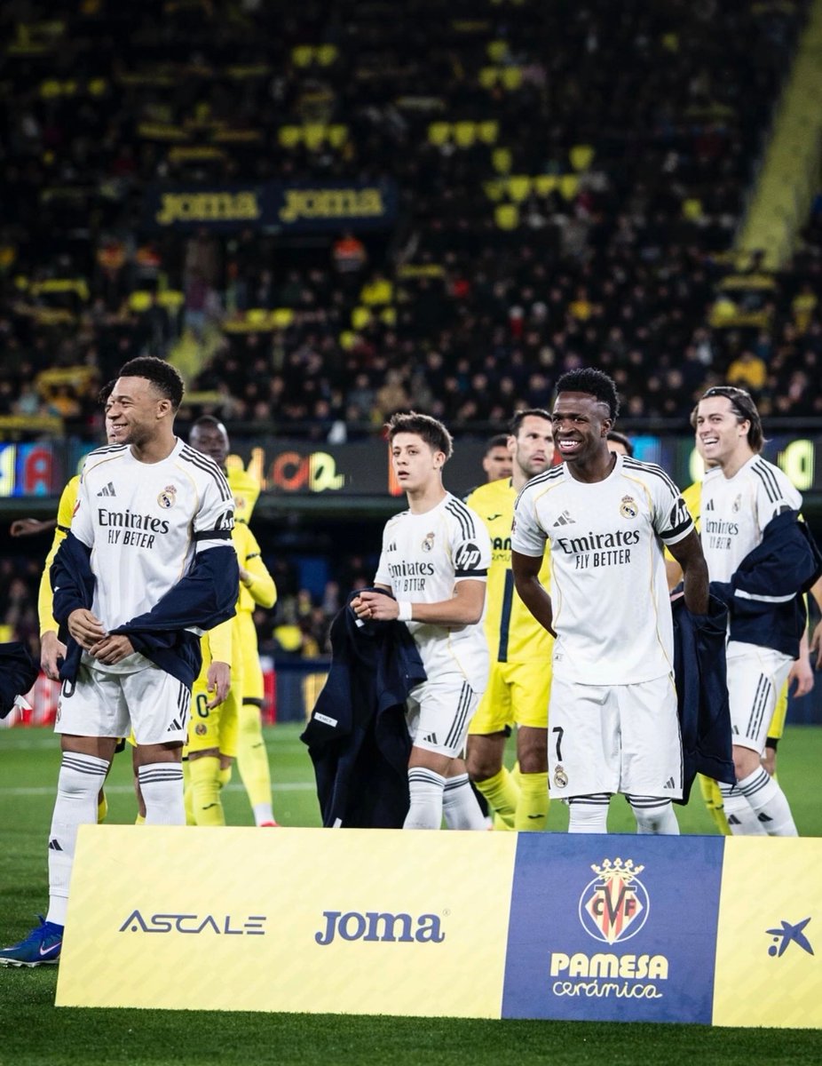 The Touchline | 𝐓 tweet media