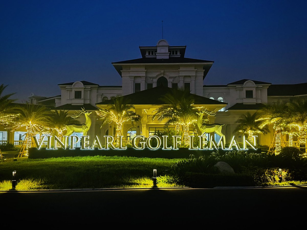 absolute's tweet image. ベトナム、クチ市に来たんだ。