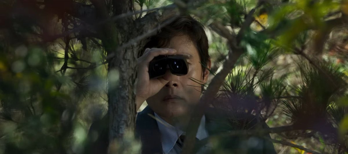 aqibm_'s tweet image. No other choice (2025) — dir. Park Chan Wook
Real director and cinema is back