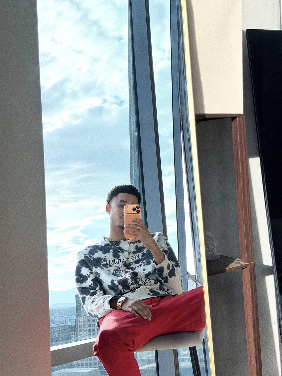 Docseason tweet media