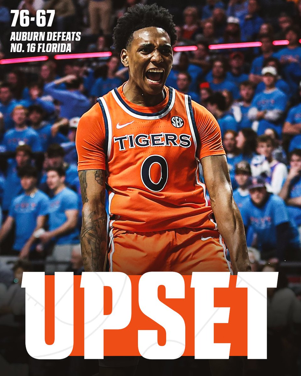 espn's tweet image. THE TIGERS TAKE DOWN THE NATIONAL CHAMPIONS 😤 

@AuburnMBB's first win in Gainesville in 30 years 🍿