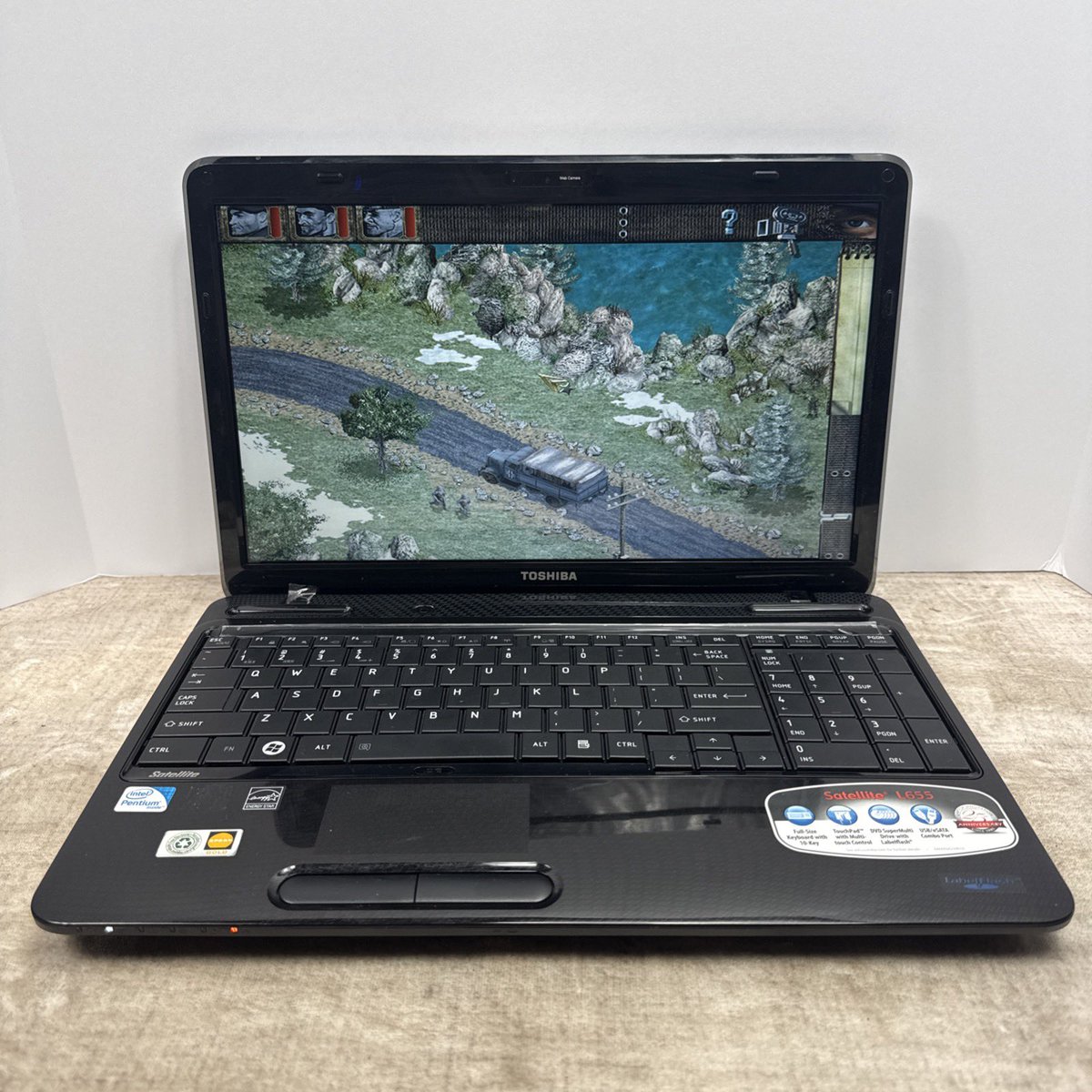 noakmilo's tweet image. You can ONLY select one!

#RetroGaming #RedAlert #Commandos #AgeOfEmpires #Diablo2