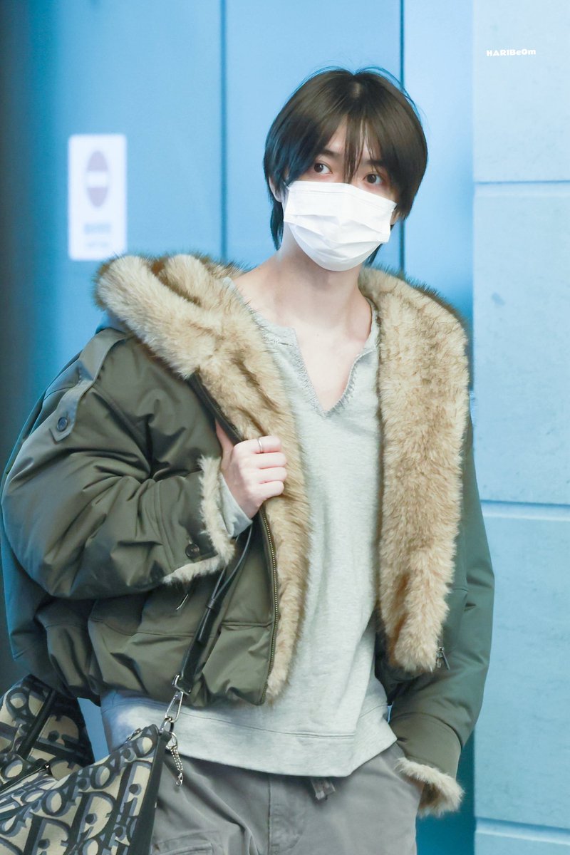 HARIBeOm_313's tweet photo. εïз 260124 εïз ✈️

#투모로우바이투게더 
#범규  #BEOMGYU #TXT_범규
#TXT #TOMORROW_X_TOGETHER #ボムギュ https://t.co/FkdYHRAgOi