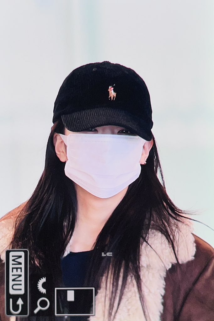 lc_cjs's tweet image. 260125 SZX 궁합즈재잘재잘🐶💬🐰💬 #ITZY #있지 #LIA #리아