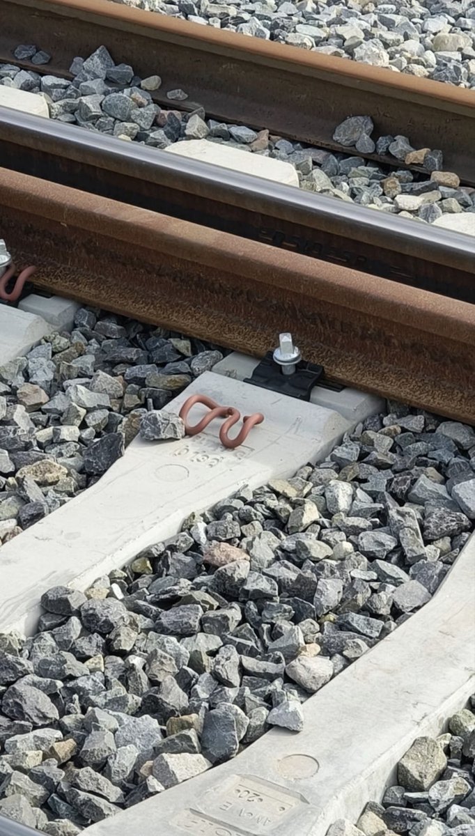 L3ukos's tweet image. En la estación de l’Arboç, lo mismo.