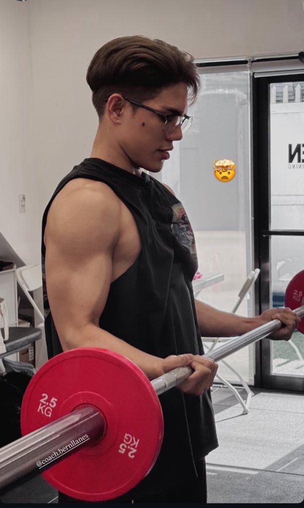 kring ♡ (@stellyace) on Twitter photo 