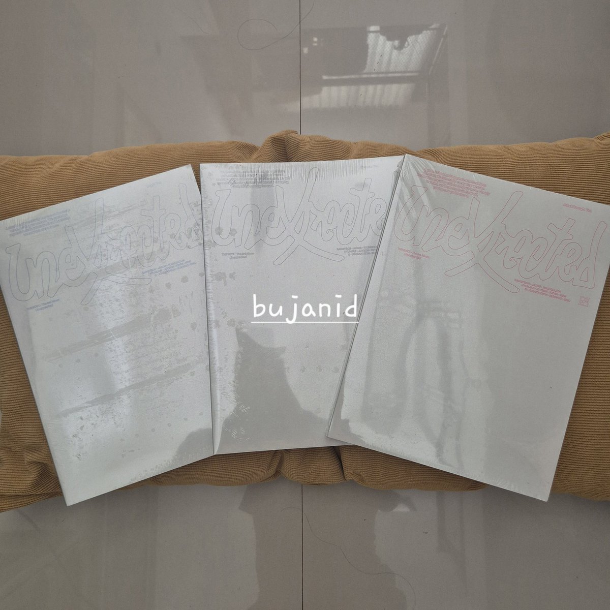 kpop album & merchandise tweet media