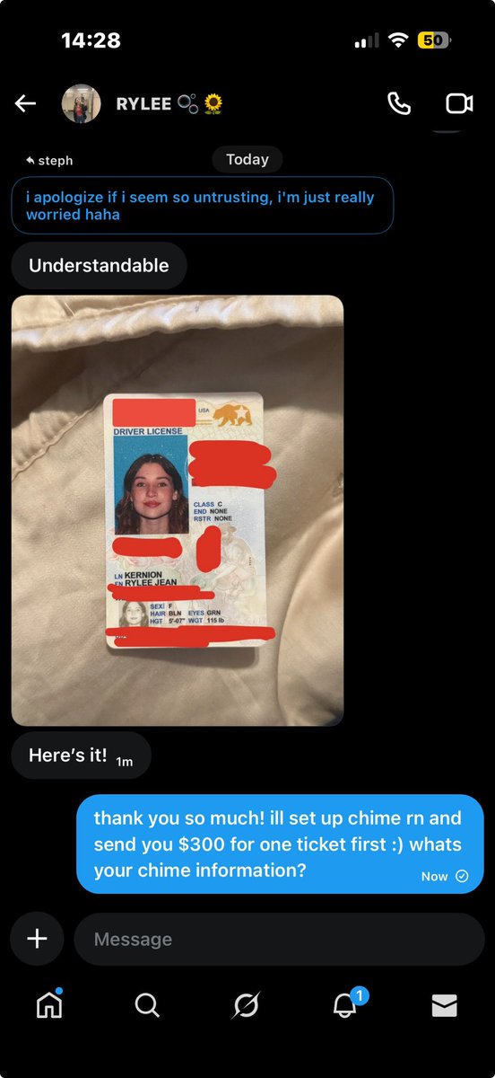hwastwilightt's tweet photo. SCAMMER : rylee339 

ARMY please be aware of this person as they are “selling” tickets for bts arirang tour LV may 27th. my cousin has sent a total of $500 bucks and still has NOT received the tickets. 
@bearmousecat 

# : bts wts arirang tour https://t.co/OS53pwOo5X