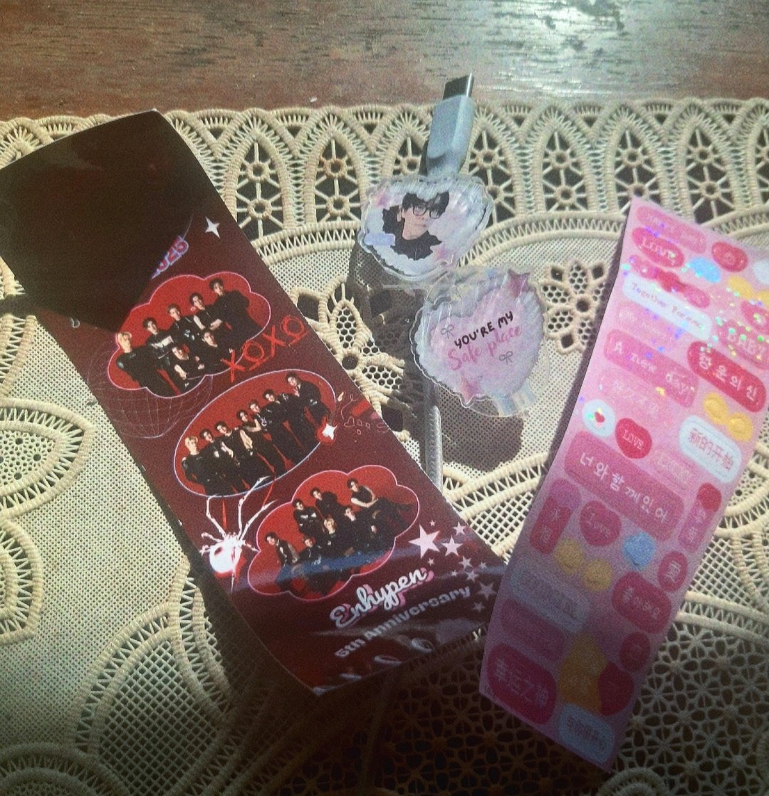 cutiee_ikeu's tweet photo. got this free from @vantebyjktoo GEMESSS BANGETTT LUCUUU thank u soo muchhh kak for giving me this cutieee🤍🤍🤍 https://t.co/xvyLEWn0Uh