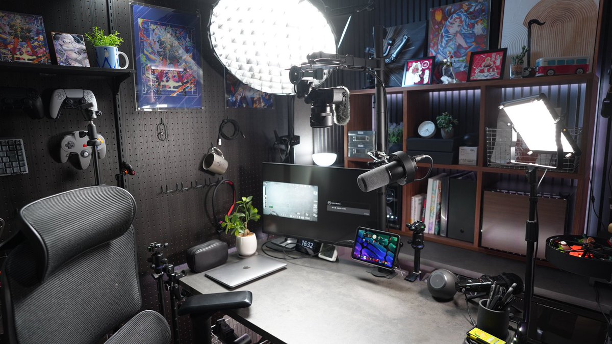 撮影環境を試行錯誤して組み上げるの
めちゃ楽しいのよなぁ

今の環境気に入ってるから動画にしたいな
#desksetup