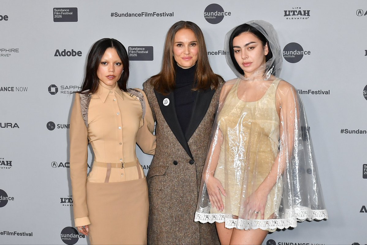 metgalacrave's tweet image. Jenna Ortega, Natalie Portman and Charli xcx attend "The Gallerist" Premiere during the 2026 Sundance Film Festival.