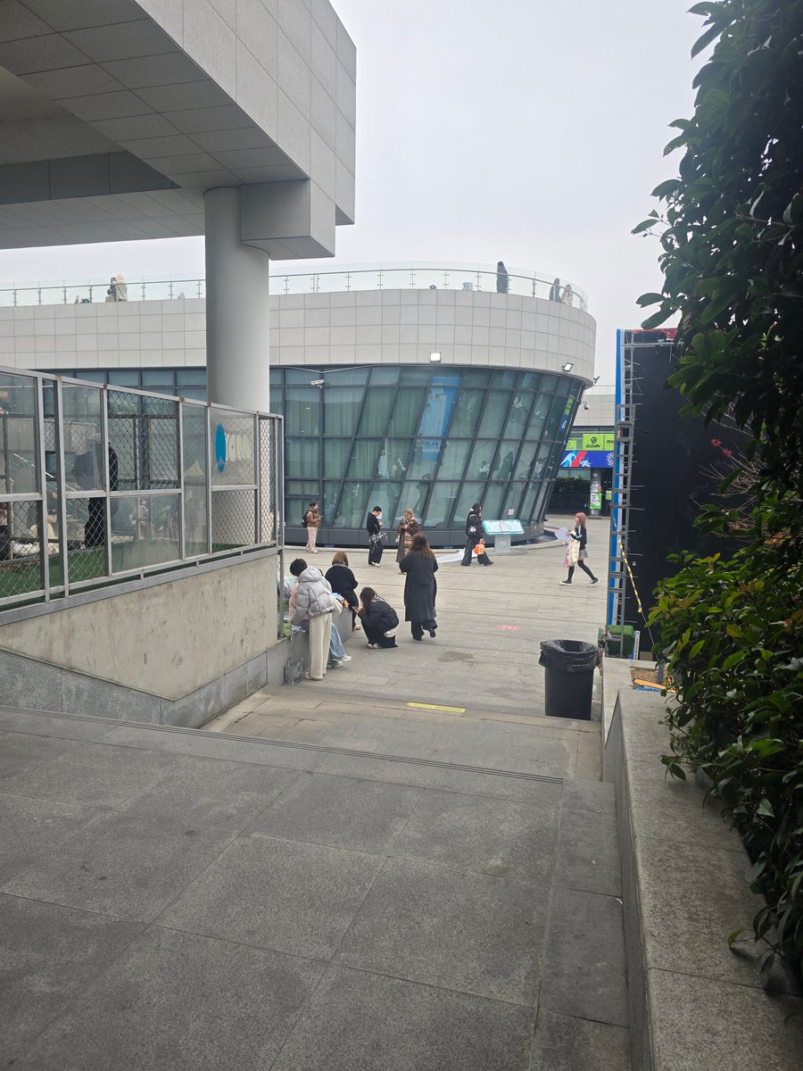 HJ_Presentizm_CN tweet media