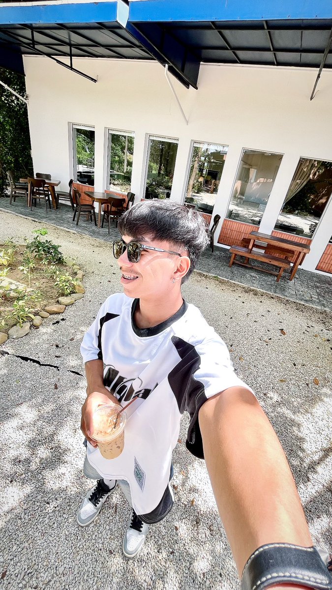 Aui_anuwat's tweet photo. มีอารมณ์ เหงาๆ 😝#จันทบุรี https://t.co/oYHuHQ8uzg