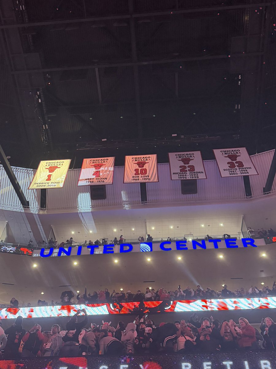 BullsMuse_'s tweet photo. Forever 1. https://t.co/n7yIvEbP9I