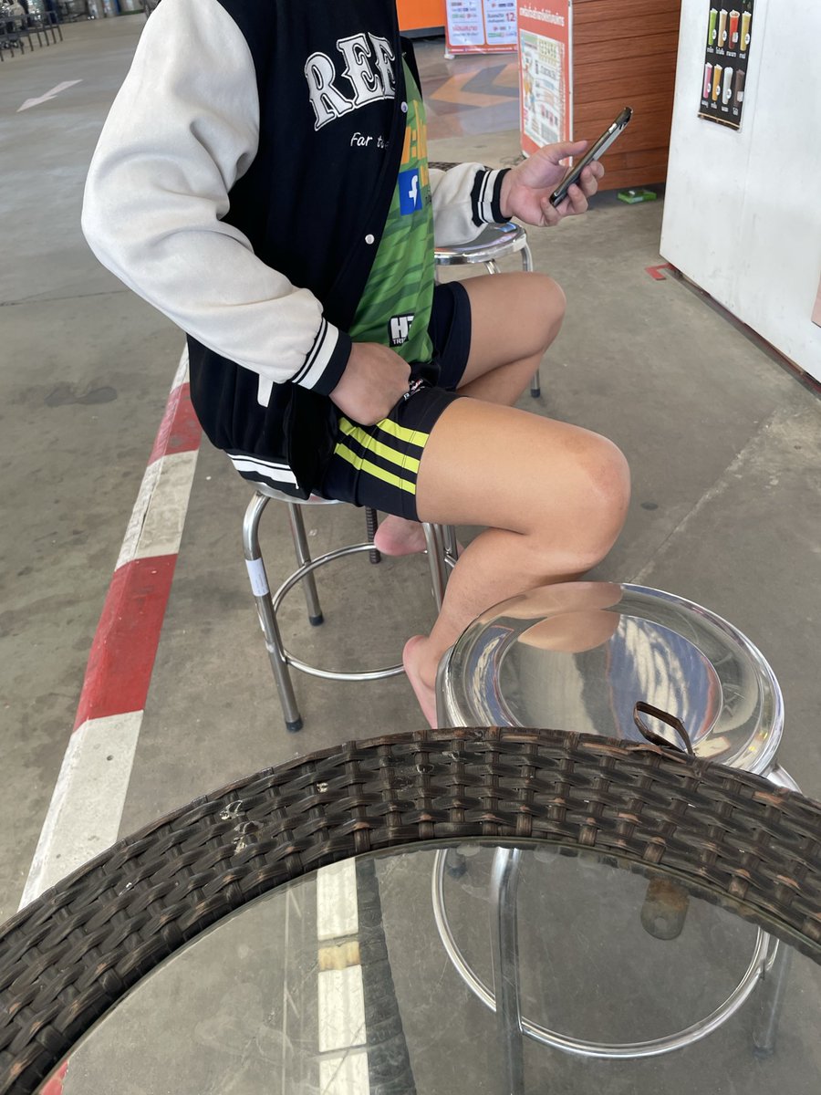 เงี่ยนควย เงี่ยนตูด tweet media