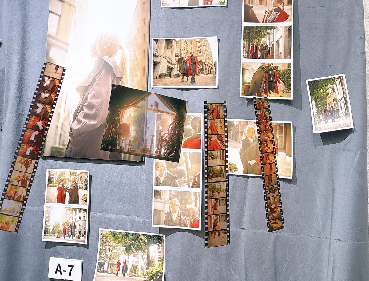 #CosFav展3 

【A-7】展示内容の全容と、バックグラウンドストーリーやこだわりポイント、おまけ話をまとめてみました。
ほぼすべての写真を載せているため、こちらだけでも雰囲気をお楽しみいただけるかと思います。
併せてご覧いただけると嬉しいです。

☟URLはツリーへ☟