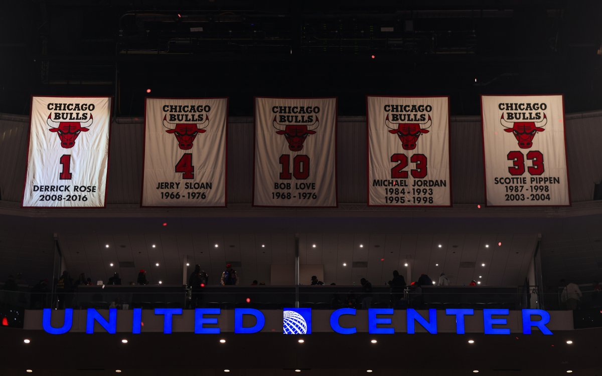 Welcome to the rafters, D-Rose 🌹