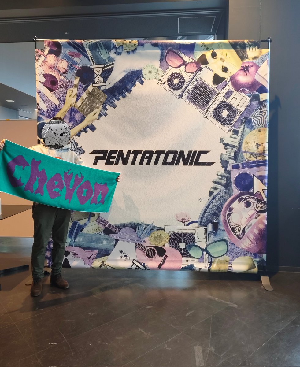 Chevonタオル買った。 トップめちゃ楽しみ！！！ もちろん、全