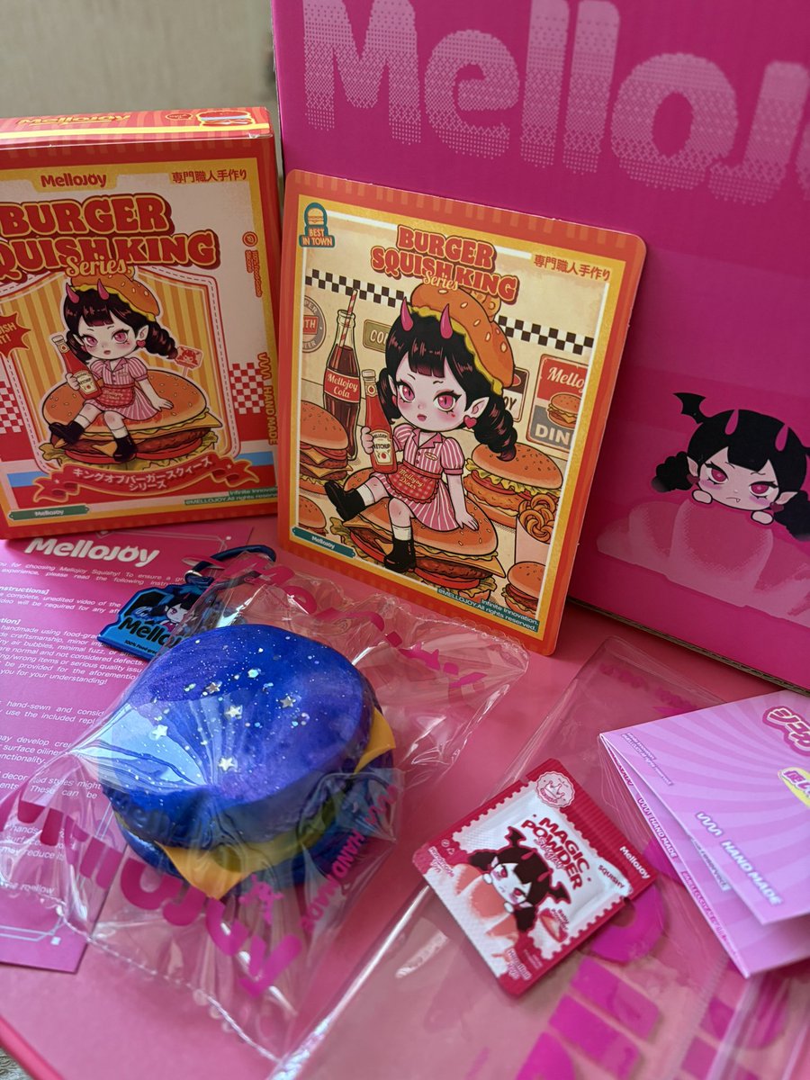 欲しかったスクイーズをやっとゲットできたよ🍔❤️ #MELLOJOY