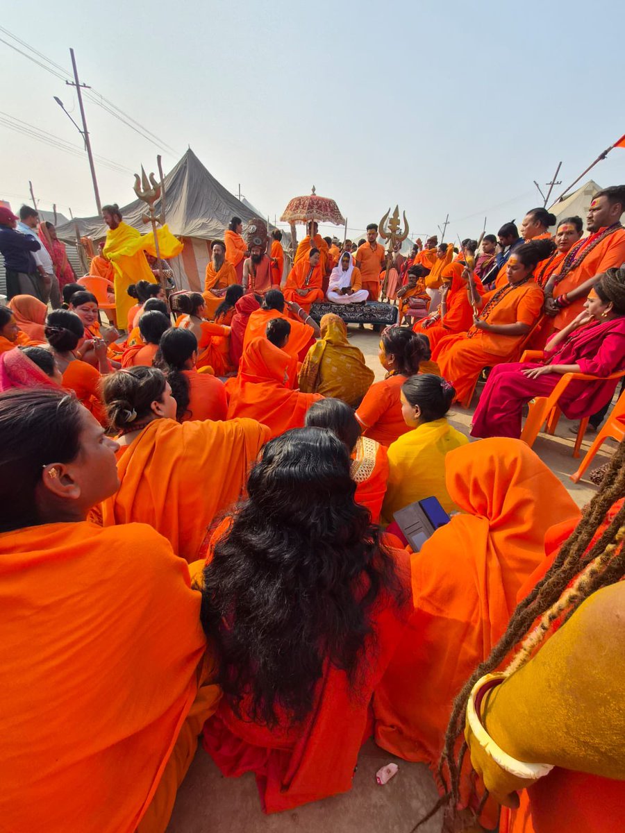 teenamaa2's tweet image. जय हो सनातनी किन्नर अखाड़ा ।
#sanatanikinnerakhada #माघमेल2026 #kinner #highlightsofeyecampday4