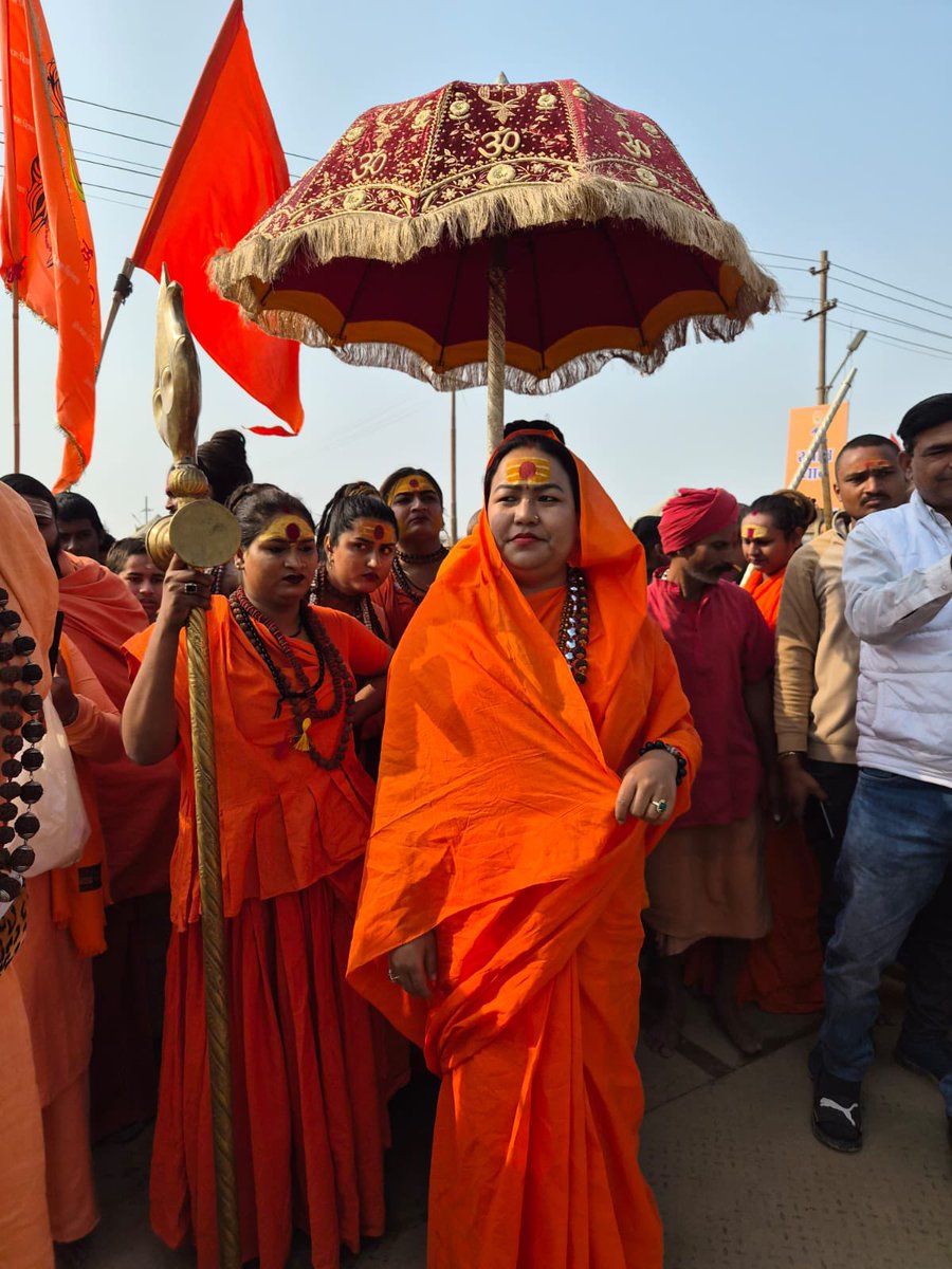 teenamaa2's tweet image. जय हो सनातनी किन्नर अखाड़ा ।
#sanatanikinnerakhada #माघमेल2026 #kinner #highlightsofeyecampday4