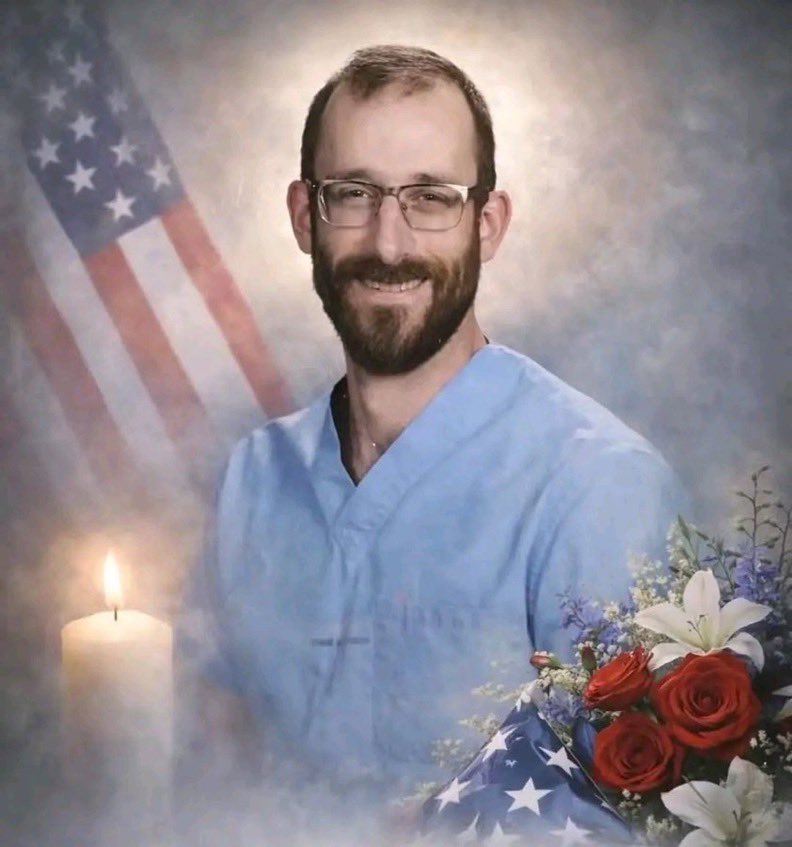 A Difundir, Comunicado de la Familia de Alex Jeffrey Pettri:

“Estamos desconsolados, pero también muy enojados. Alex era una persona de buen corazón que quería mucho a su familia y amigos, y también a los veteranos estadounidenses a quienes cuidaba como enfermero de la UCI en el