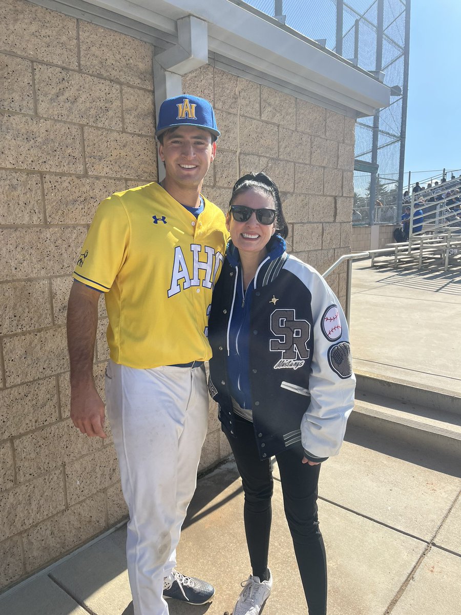 GustavoCrawfor4's tweet photo. @AHC_Baseball opening weekend! Bulldogs go 2-0 to start the season. Pitched in my first college game on Saturday!
IP: 2
H: 1
BB: 1
ER: 0
@CoachStevens_3 
@njharlow 
@nik_cardinal 
@702DrewTorres25 
@PB_JUCO 
@B_HarrisonPBR https://t.co/6WWK3RIc3O