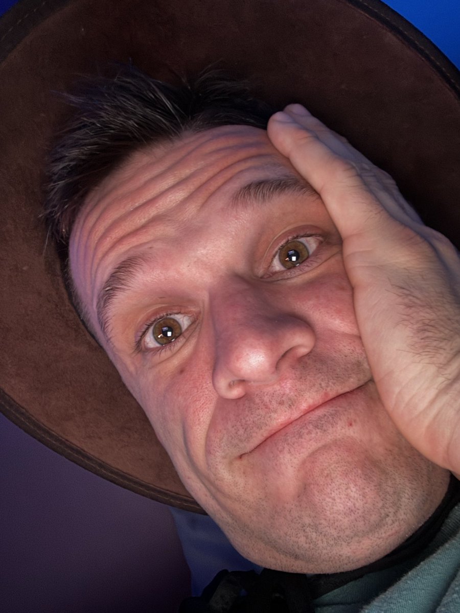 Live for a bit 
🎮🔗👾 twitch.tv/tylergaymes 🎮🔗👾