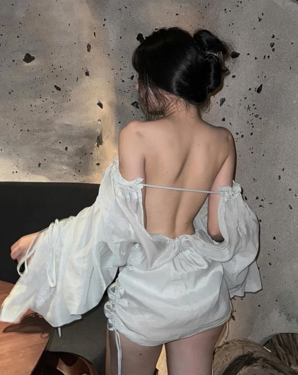 ourbae_kn's tweet photo. em chờ anh về https://t.co/sRXUeO2RBX