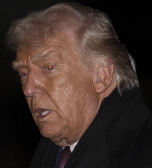 AesPolitics1's tweet image. Worst president ever