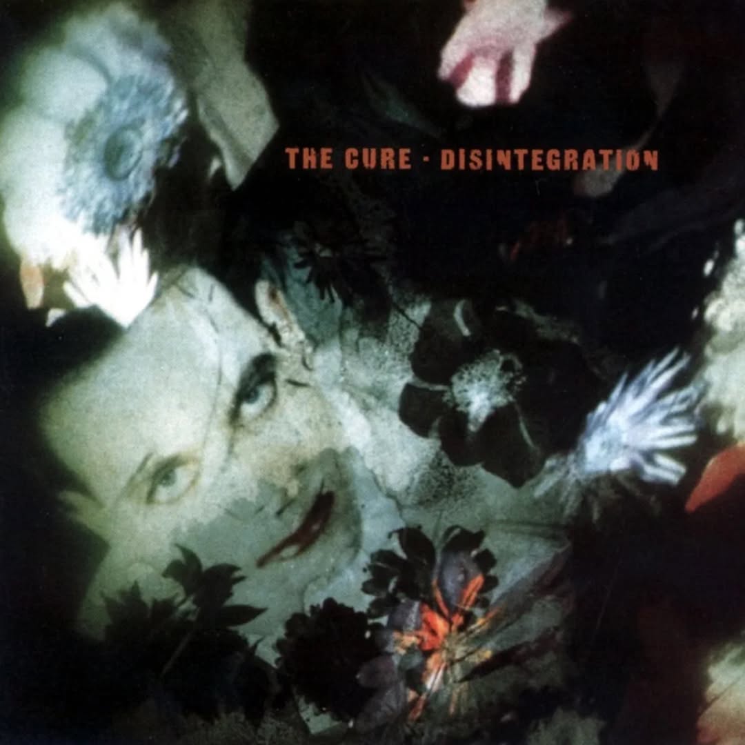 YiyaLostWorld's tweet image. #TheCure