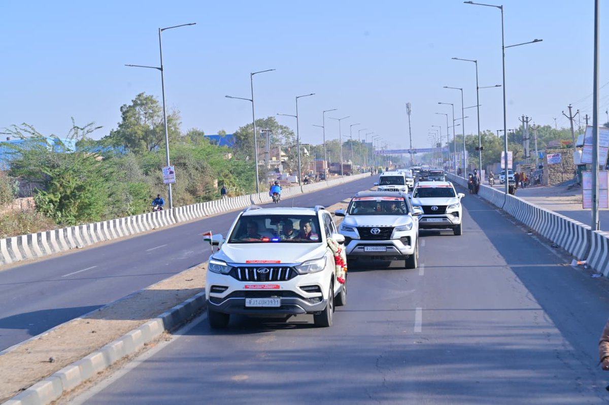 J_K_Marwadi's tweet photo. मालानी का जनसेवक जनता के बीच खुशी लेकर रवाना @kkvishnoibjp 

आपके स्वागत के लिए पूरा बालोतरा,मालानी की जनता तैयार है 
#धन्यवाद_केके_विश्नोई https://t.co/8Wi8OJ9NBf