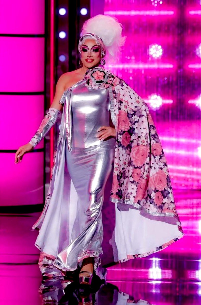 DragDollCo's tweet image. This would’ve gotten someone sent home on Season 6: