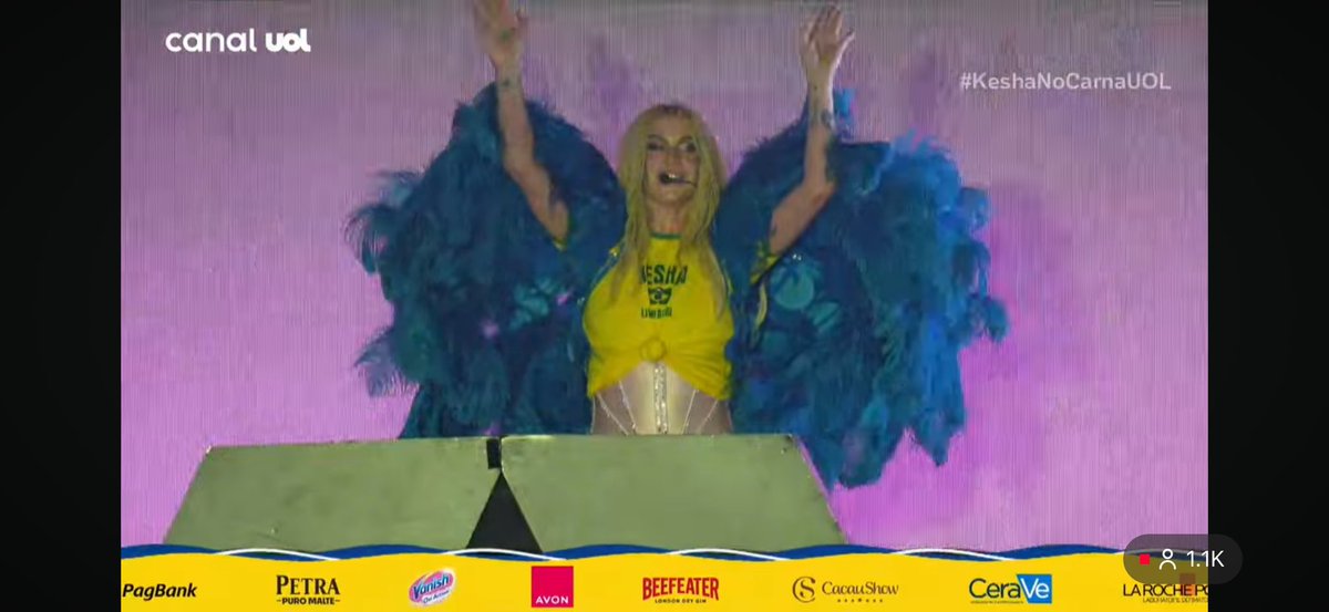 PennShelly's tweet image. KESHA JUST ROCKED BRAZIL