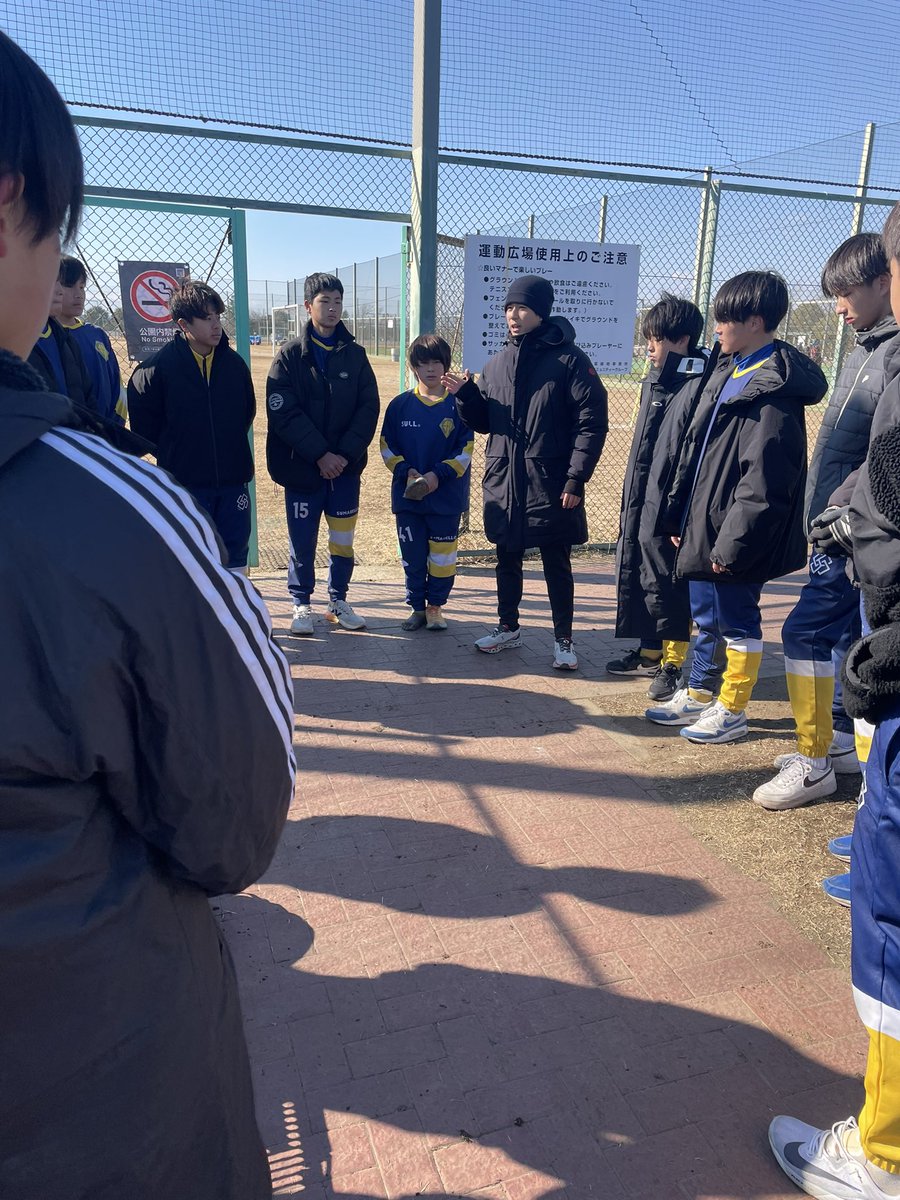 estrela_2001's tweet photo. U14 TRM
vs NEXT FC
積み上げたことが表現できなかった1日に。
ミスしたって負けたって構わない。
求めているのはチャレンジングな姿勢と自分たちで解決する気持ちなんだよ。
成長、さらに成長を!
NEXT FCの皆様、ありがとうございました。
#NEXTFC https://t.co/gwdkfNa5v4