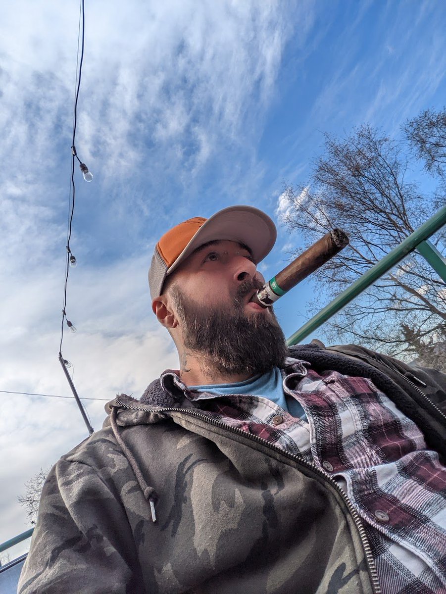 LumberSnack tweet media