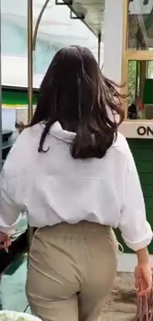 niuniuset's tweet photo. 11) "jahat kamu A , lepasin aku, jangan akhh pliss ehhh nggg ahh jangan. Kenapa kamu lakuin ini ke aku? "." Gw sange ke lo, sok jual mahal sih. Pantat lo itu udah dibuat bacol banyak cowo. Lo suka kan pamer pantat lo yg semok itu? Klo lo minta putus oke, tapi lo jadi lonte gw" https://t.co/wMZ5W0eEgk