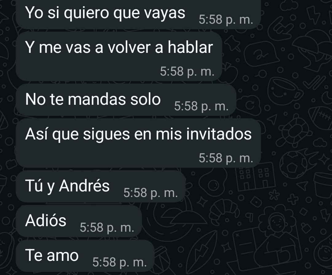 benya_mor's tweet photo. Estoy muy enojado con ella, pero la quiero muchísimo 😔 https://t.co/O8T0bfnJHF